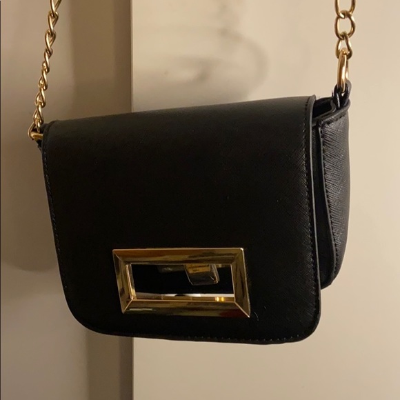 Mini crossbody 👜 - Picture 2 of 7